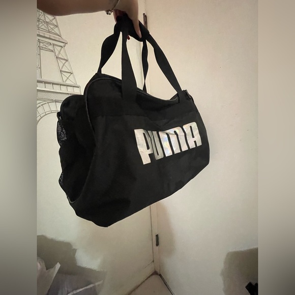 Puma Duffle Bag - Picture 2 of 4